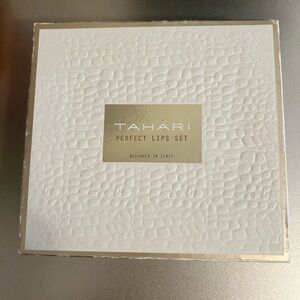 Tahari Lip Gloss and Pencil Set - Red and Pink